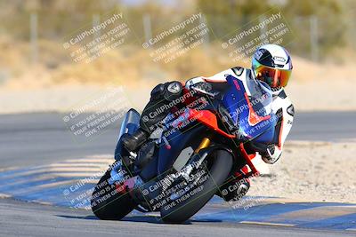 media/Jan-08-2022-SoCal Trackdays (Sat) [[1ec2777125]]/Turn 2 (150pm)/